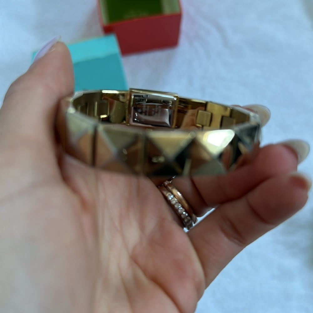 Kate Spade Gold Watch - Picture 4 of 6
